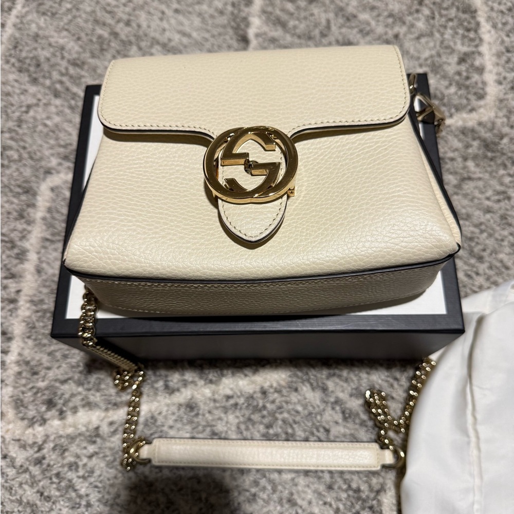 Gucci Dollar Calfskin Interlocking G Crossbody Bag Mystic White